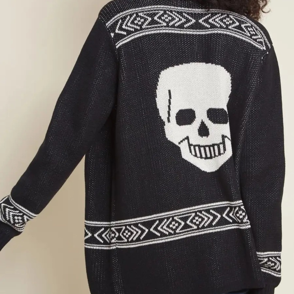 ModCloth Skull Cardigan